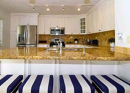 Islamorada kitchen rental