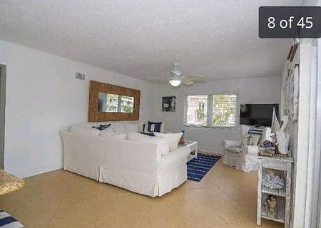  Living room of Islamorada rental home